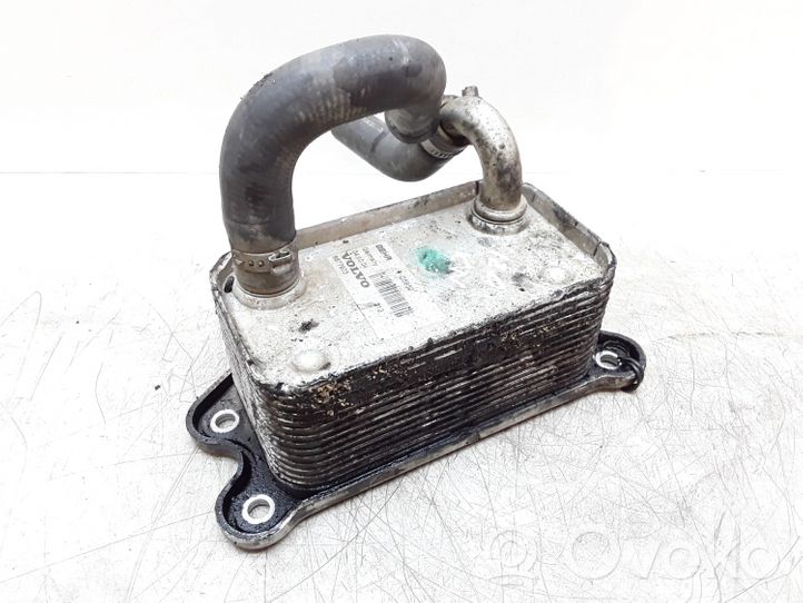 Volvo S60 Radiatore dell’olio del motore 8677973