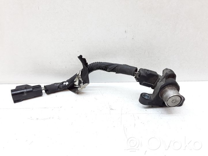 Volvo V70 Sensore di posizione dell’albero motore 30637803