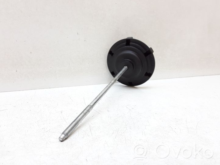 Volvo V70 Spare wheel bolt 