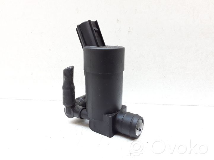 Volvo V50 Windscreen/windshield washer pump 1S7117K624FE