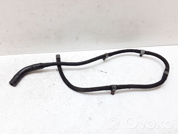 Volvo XC70 Fuel line/pipe/hose 