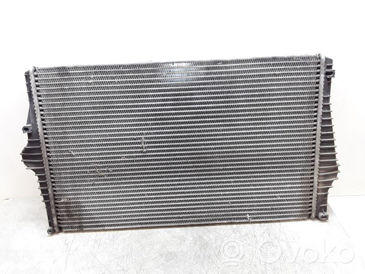 Volvo XC90 Chłodnica powietrza doładowującego / Intercooler 31274553