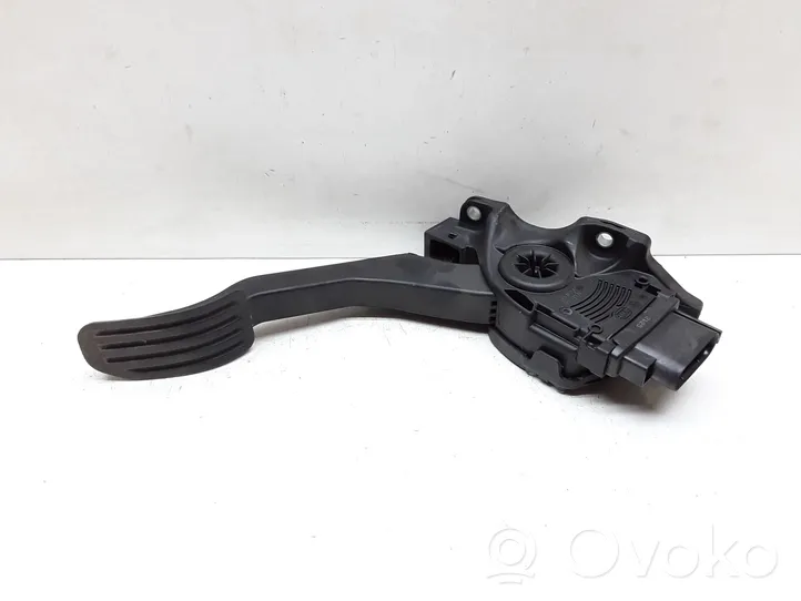 Volvo S60 Accelerator throttle pedal 31329061