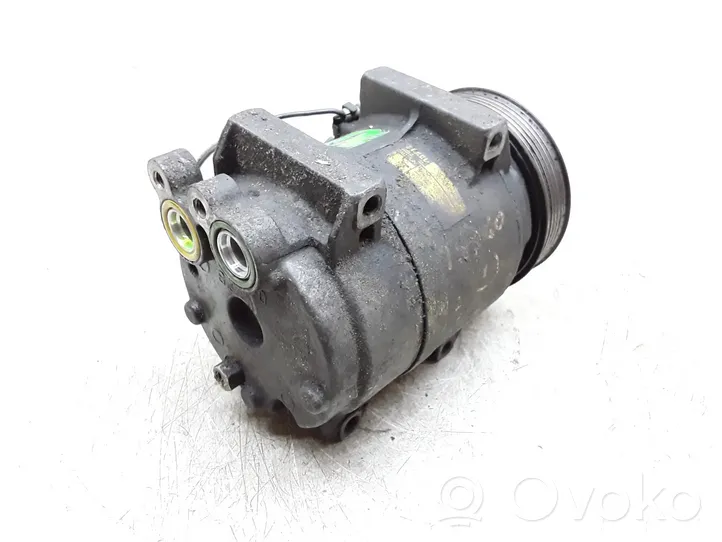 Volvo S60 Ilmastointilaitteen kompressorin pumppu (A/C) 8684287