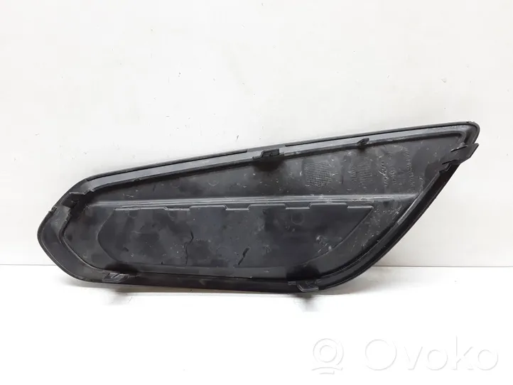 Volvo V60 Grille inférieure de pare-chocs avant 31294130