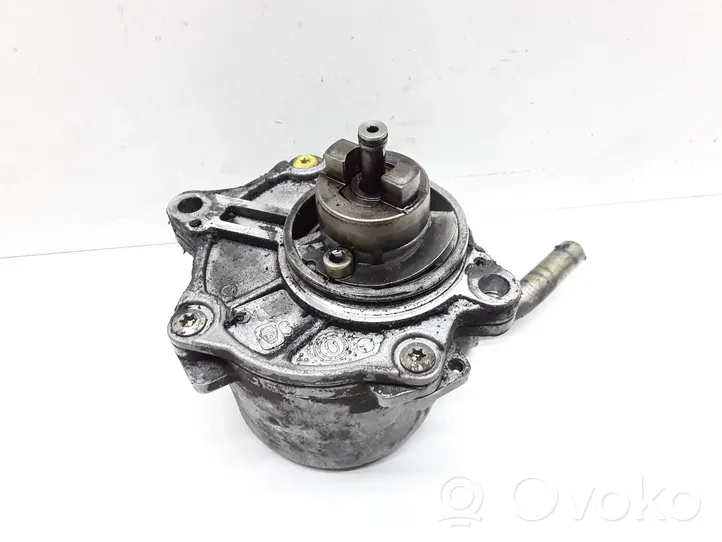 Mercedes-Benz S W220 Alipainepumppu A6122300065