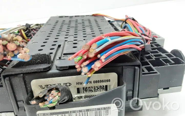 Volvo S60 Module de fusibles 08696098