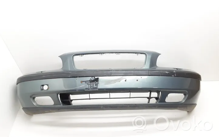 Volvo V70 Front bumper 09484239