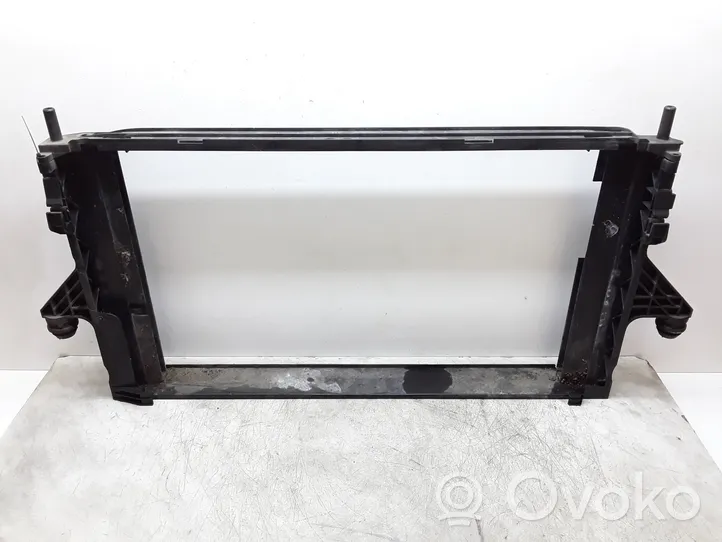 Volvo V50 Garniture de radiateur 4N518N065AE
