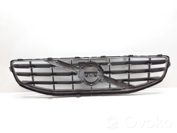 Volvo S60 Grotelės viršutinės 31386987