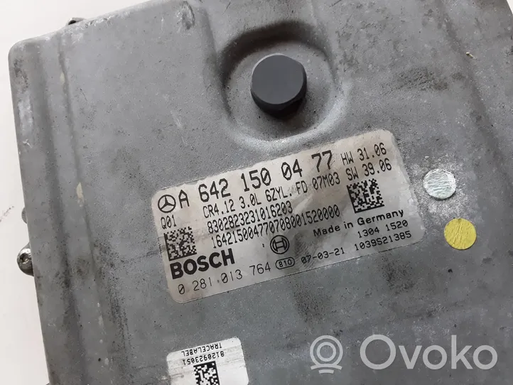 Mercedes-Benz R W251 Sterownik / Moduł ECU A6421500477