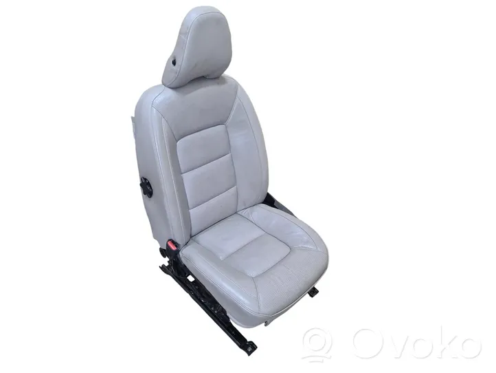 Volvo V70 Front driver seat 