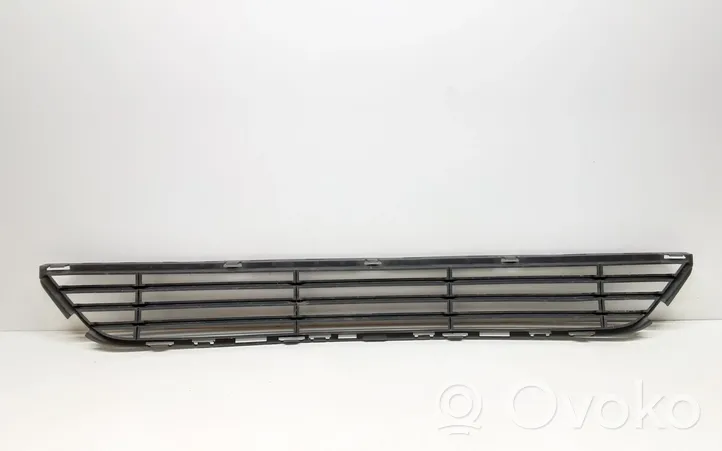 Volvo V40 Grille inférieure de pare-chocs avant 31347091