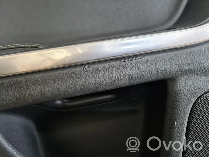 Volvo V60 Boczki / Tapicerka drzwi / Komplet 8686852