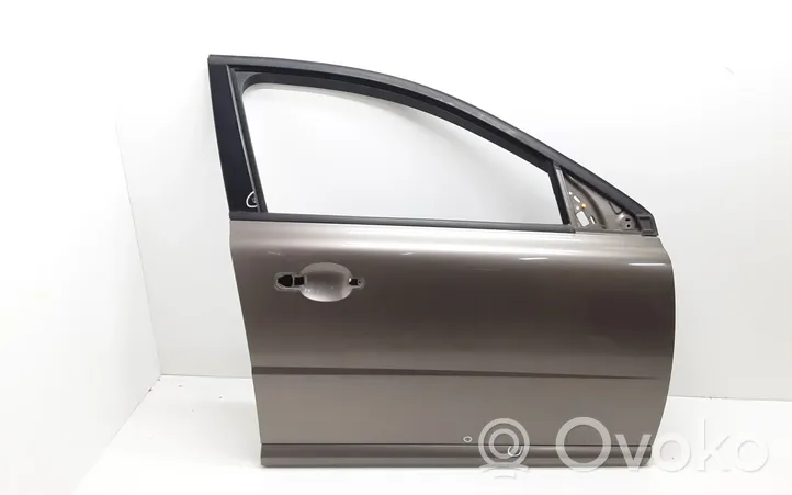 Volvo V70 Front door 