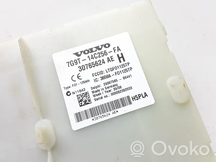 Volvo V70 Fuse module 7G9T14C256FA