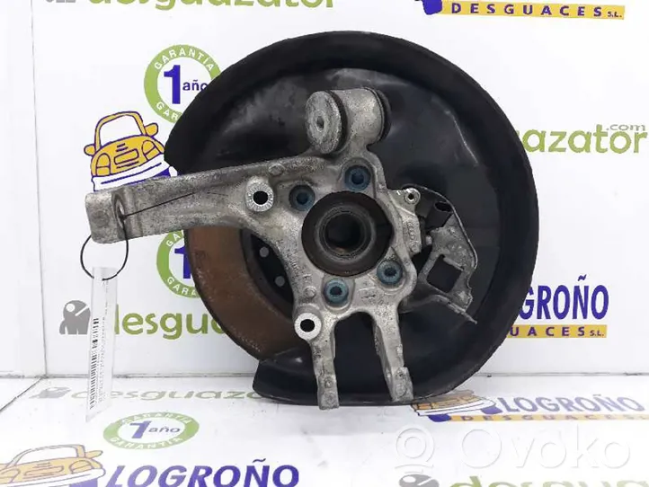 Audi A8 S8 D5 Fuso a snodo con mozzo ruota posteriore 4E0505436C