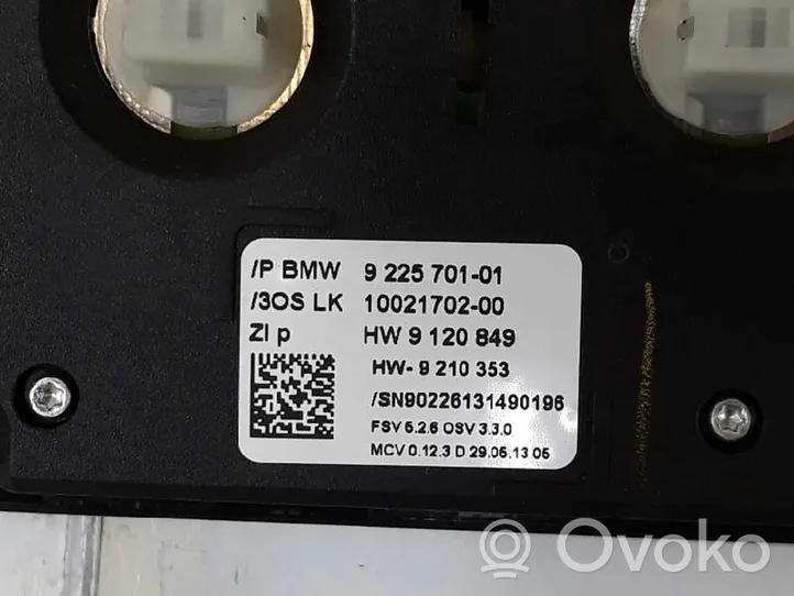 BMW Z4 E89 Rivestimento della console di illuminazione installata sul rivestimento del tetto 61319225701