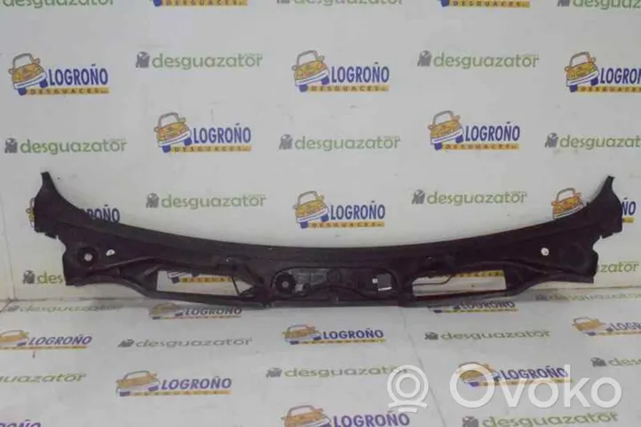 BMW 3 E90 E91 Pyyhinkoneiston lista 51717180743