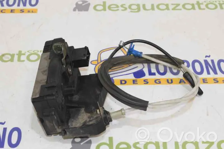 Opel Astra G Priekšpusē slēdzene 24444016