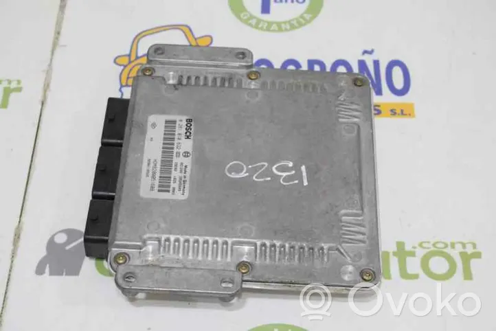 Renault Trafic I Calculateur moteur ECU 8200118526