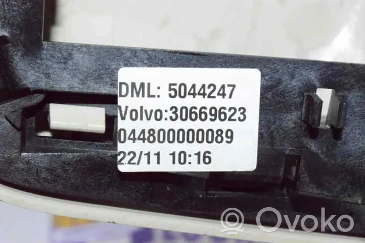 Volvo XC90 Kattokonsolin valaisinyksikön koristelista 30669622