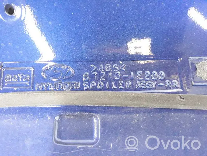 Hyundai Accent Takaluukun/tavaratilan spoileri 812101E200