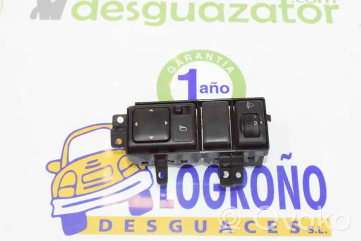 Nissan NP300 Interruttore specchietto retrovisore 25570AX005