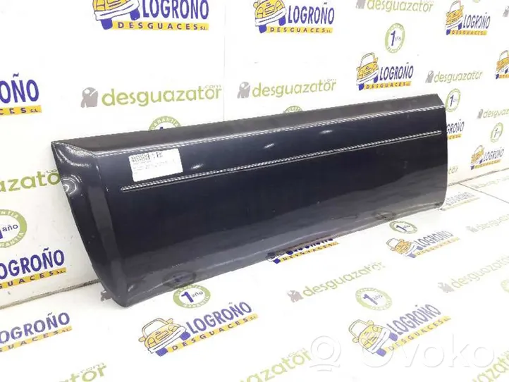 Mitsubishi Montero Listwa drzwi 5727A035