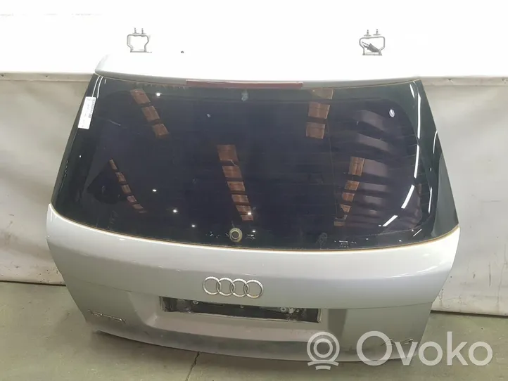 Audi A4 S4 B6 8E 8H Tylna klapa bagażnika 8E9827023B