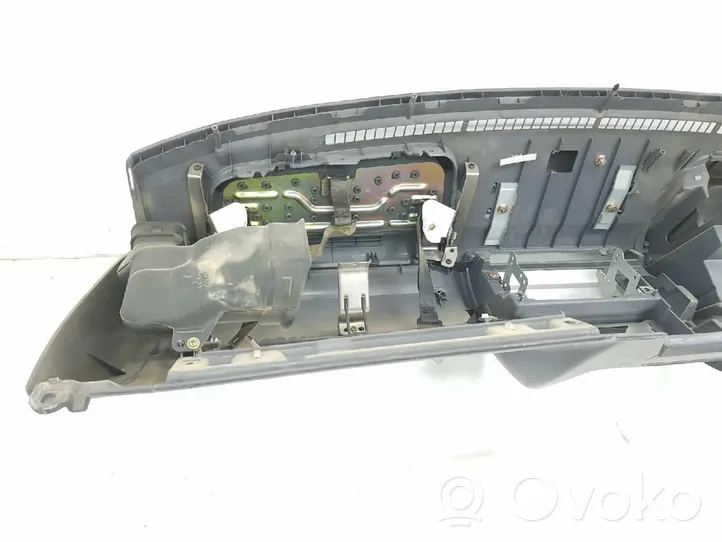 Toyota Land Cruiser (HDJ90) Deska rozdzielcza 5531160581B0