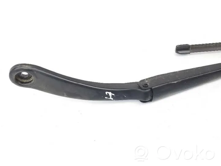 Mercedes-Benz GLA W156 Braccio della spazzola tergicristallo anteriore A1768200044