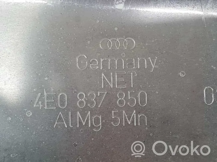 Audi A8 S8 D5 Podnośnik szyby drzwi z silniczkiem 4E0837850