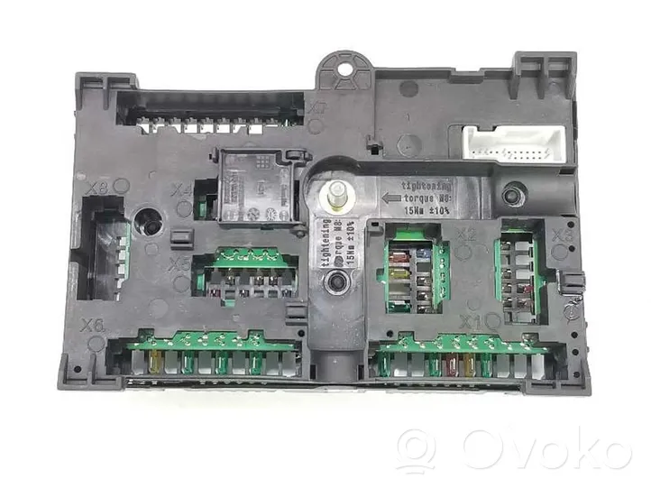 BMW X3 G01 Ramka / Moduł bezpieczników 9357891
