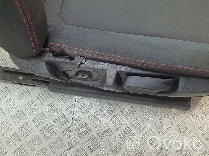 BMW M3 Fotele / Kanapa / Komplet 