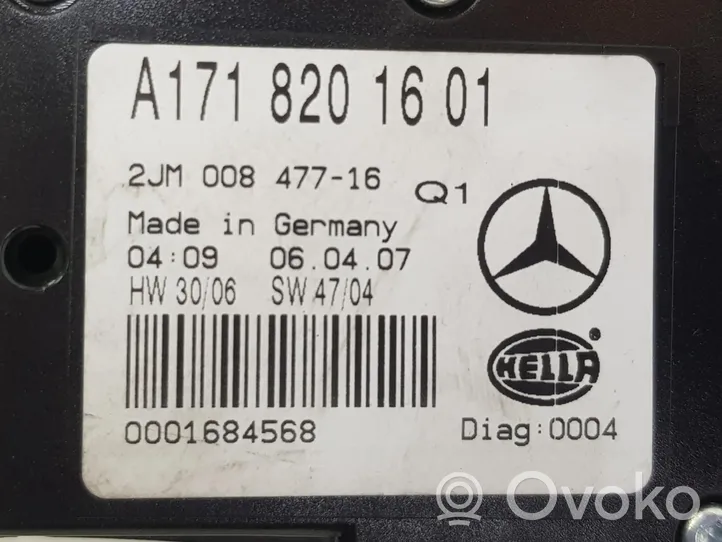 Mercedes-Benz SLK R171 Kattokonsolin valaisinyksikön koristelista A1718201601