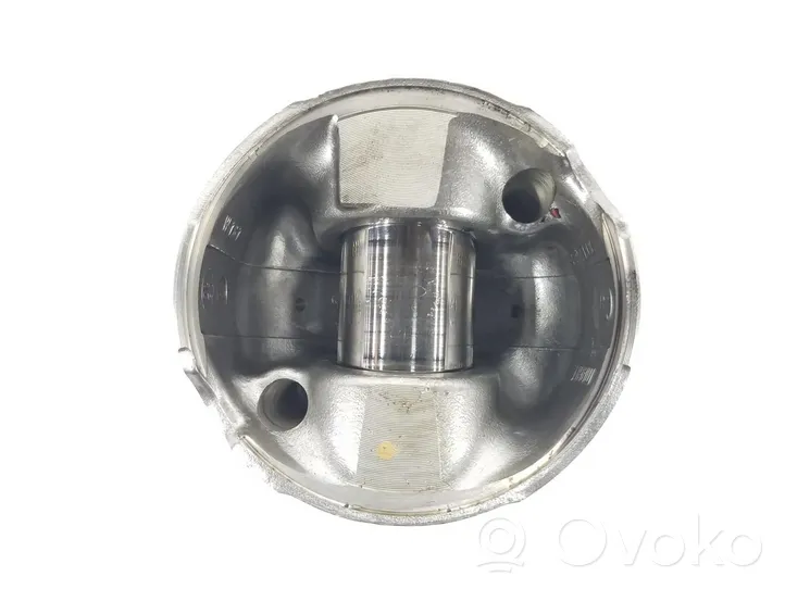 Toyota Verso Piston avec bielle 131010R070