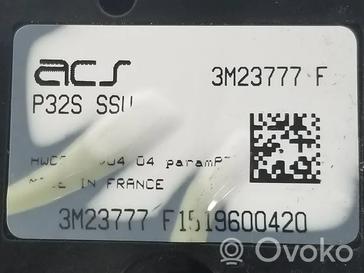 Nissan Qashqai Installation de toit ouvrant électrique 1999107449