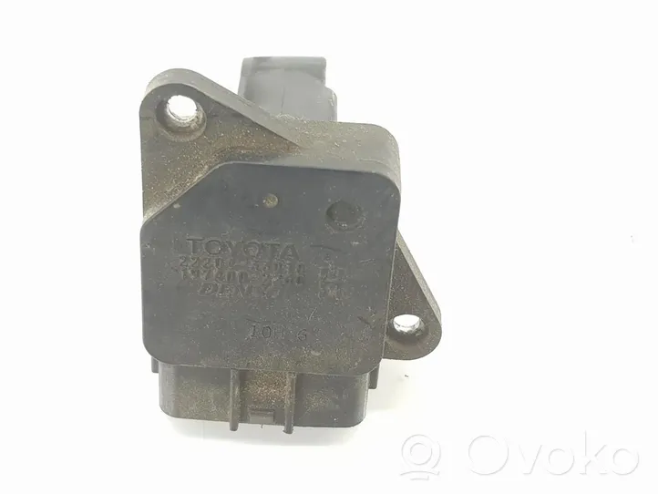 Toyota Land Cruiser (J120) Przepływomierz masowy powietrza MAF 2220433010