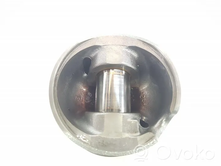 Volkswagen Touran II Piston avec bielle 03G107065J