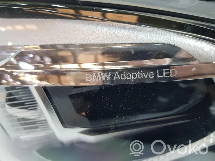 BMW X3 G01 Lampa przednia 63118739655