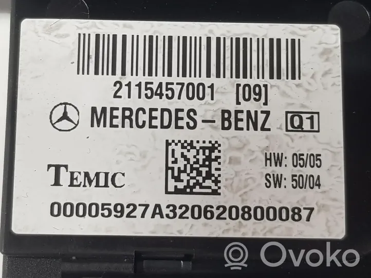 Mercedes-Benz E W211 Saugiklių blokas A2115457001