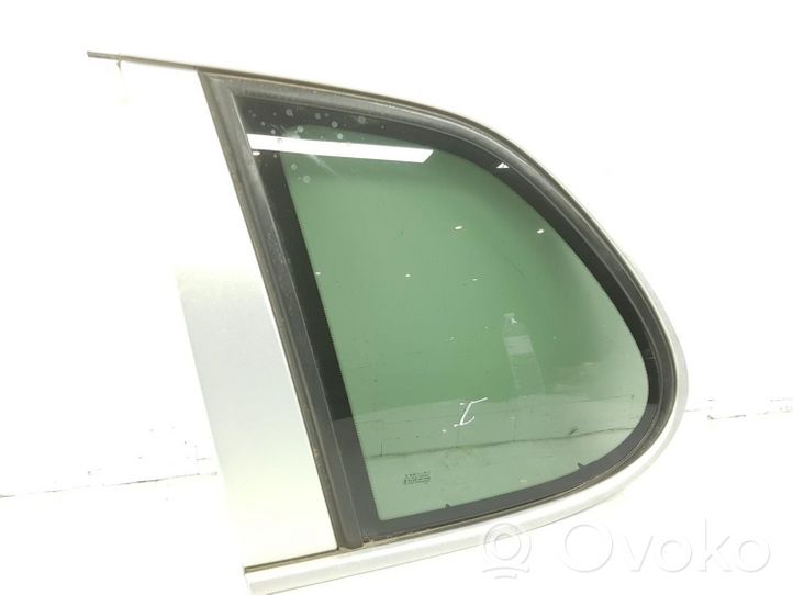 Porsche Cayenne (92A) Fenêtre latérale vitre arrière 7L5845297