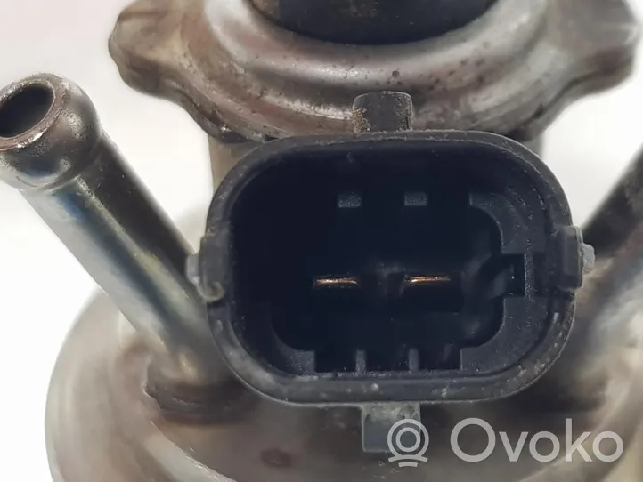 Mercedes-Benz C W205 Inyector de combustible A0004901113