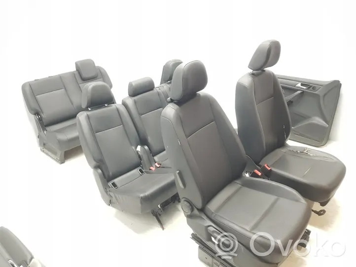 Volkswagen Caddy Seat set 