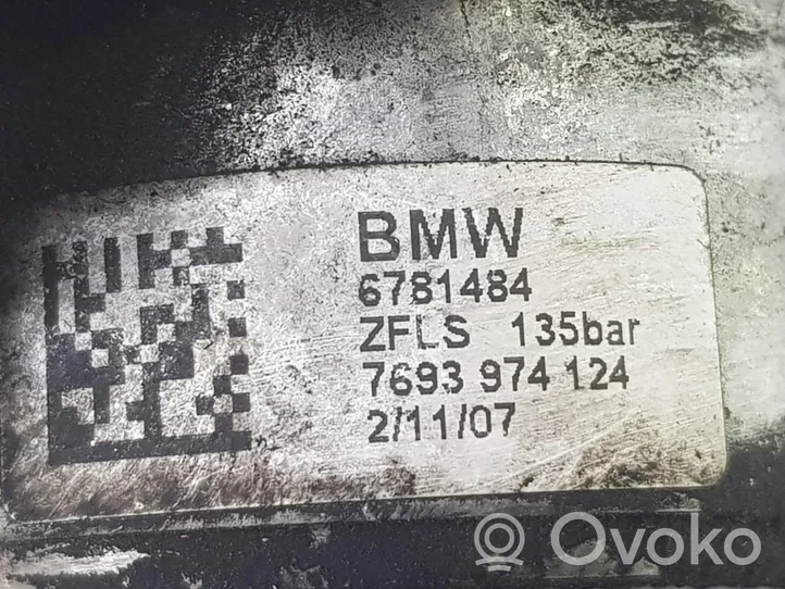 BMW 3 E92 E93 Ohjaustehostimen pumppu 32416781484