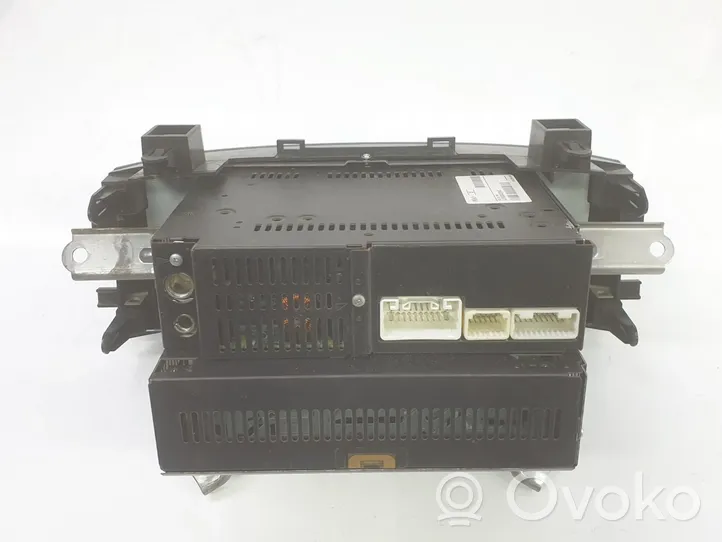 Toyota Land Cruiser J20 J20u Radio/CD/DVD/GPS-pääyksikkö 8612060B10