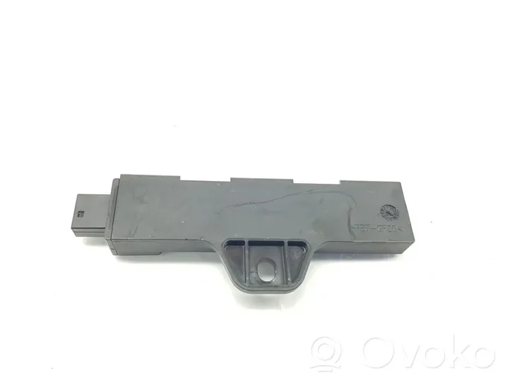 BMW 2 F46 Sensor 65209220832