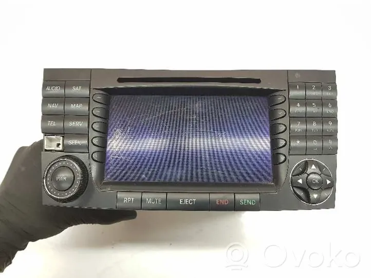 Mercedes-Benz CLS C218 AMG Radio / CD/DVD atskaņotājs / navigācija A2118204397