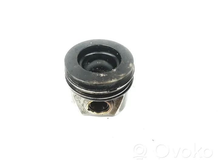 Volkswagen Tiguan Piston avec bielle 04L107065AM